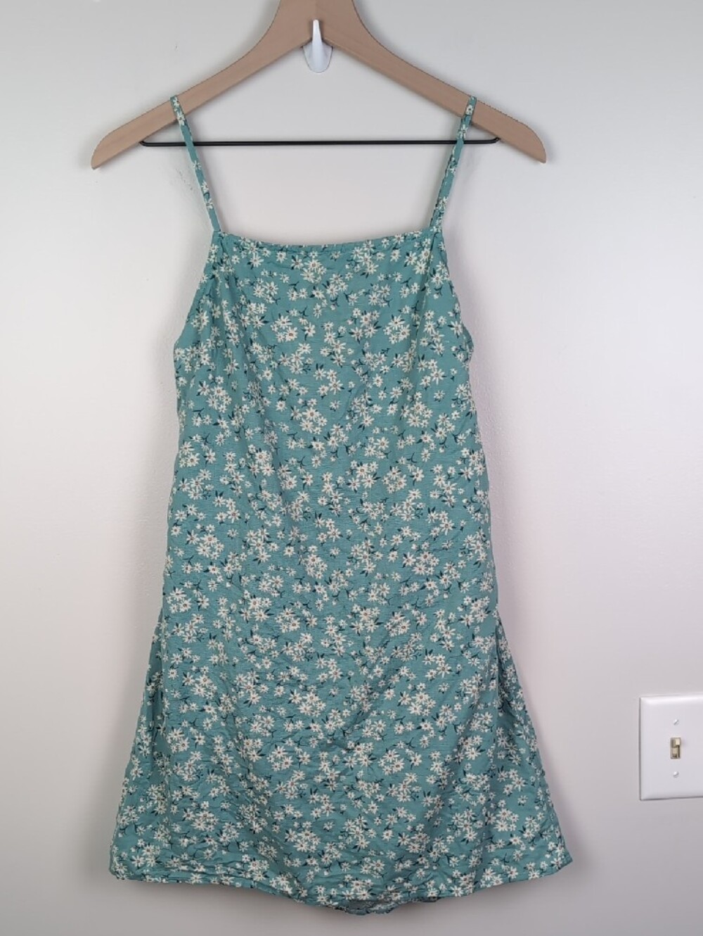 American Eagle | Linen Blend Floral Tie Back Mini Dress | Medium - Picture 5 of 13